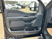 Recent Arrival! 4WD, 10-Way Power Driver & Passenger Seats, 4x4 FX4 Off-Road Decal, 7 Speakers, 8 Pr... (image 5)