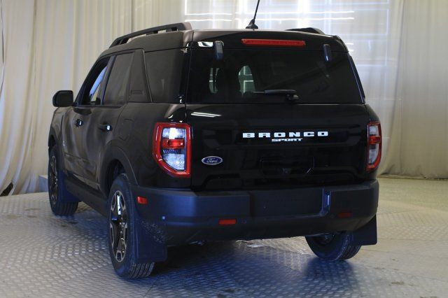  2024 Ford Bronco Sport Outer Banks in Cars & Trucks in Regina - Image 3