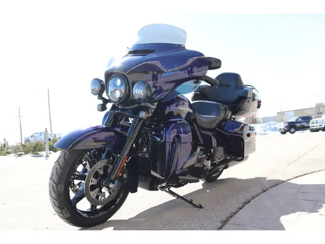 2020 Harley-Davidson FLHTK Electra Glide Ultra Limited M8 114, L in Street, Cruisers & Choppers in Winnipeg - Image 9