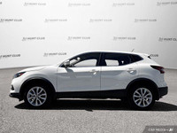 Snatch a steal on this certified 2023 Nissan Qashqai S before someone else snatches it. Roomy but ea... (image 2)