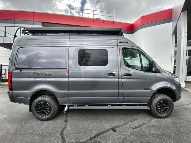 2025 Winnebago Revel Sport 44N in RVs & Motorhomes in Abbotsford - Image 17