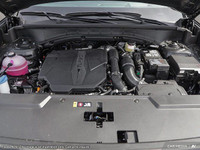 This Hyundai Santa Fe has a durable Intercooled Turbo Regular Unleaded I-4 2.5 L/152 engine powering... (image 5)