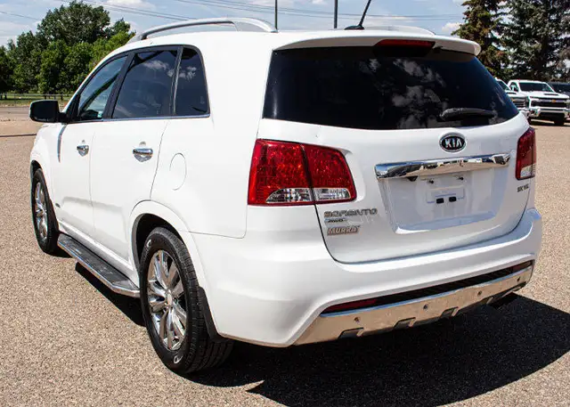 2013 Kia Sorento SX dans Autos et camions dans Medicine Hat - Image 13