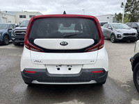 This Kia Soul boasts a Regular Unleaded I-4 2.0 L/122 engine powering this Variable transmission. Wh... (image 8)