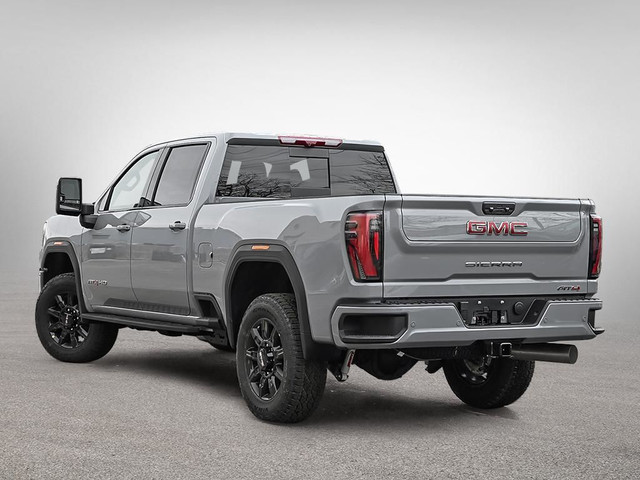 2025 GMC Sierra 2500 HD AT4 in Cars & Trucks in City of Montréal - Image 4