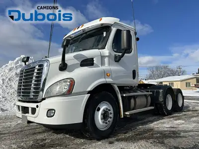 2014 Freightliner CASCADIA Camion lourd - Detroit DD13 - 450 HP - 13 vitesses Ultrashift automatique...