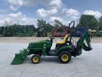 2017 JOHN DEERE 1025R Compact Utility Tractor