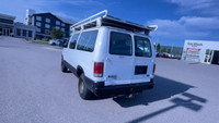 Rear Wheel Drive. Cloth Interior. USB Input(s). Auxiliary Input. Steering Wheel Controls: Cruise, Me... (image 7)