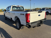 ENGINE: 6.8L 2V DEVCT NA PFI V8 GAS -inc: Flex fuel (STD),Four Wheel Drive,Tow Hitch,Power Steering,... (image 4)