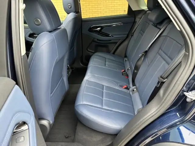 2021 Land Rover Range Rover Evoque P250 1 Owner Clean Carfax Pan in Cars & Trucks in Mississauga / Peel Region - Image 8