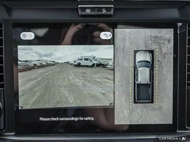 2025 Ford F-350 Super Duty PLATINUM in Cars & Trucks in Edmonton - Image 25