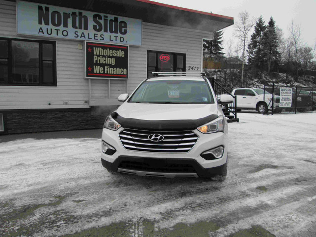 2015 Hyundai Santa Fe XL Premium in Cars & Trucks in Prince George - Image 2