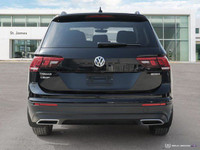 * 8-speed automatic transmission with Tiptronic 4MOTION * Cruise control * Electronic Stability Cont... (image 3)
