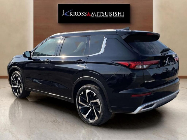 2022 Mitsubishi Outlander GT in Cars & Trucks in Edmonton - Image 4