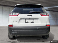 This Jeep Cherokee delivers a Regular Unleaded I-4 2.4 L/144 engine powering this Automatic transmis... (image 5)
