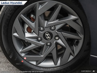 AMVIC LICENSED DEALER. PRICE EXPIRES May 21,2025 Engine: 4 Cylinder Engine 2.0L L/100Km City: 7.7 L/... (image 5)