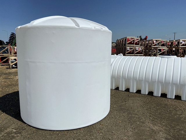2024 Norwesco 41931 Water Tank in Farming Equipment in Edmonton - Image 2