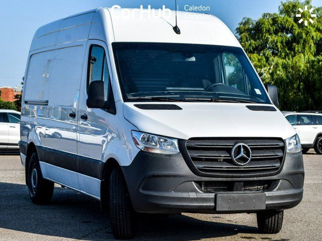 2024 Mercedes-Benz Sprinter Cargo Van 2500 Standard Roof I4 in Cars & Trucks in Mississauga / Peel Region - Image 4