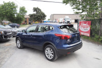 2018 Nissan Qashqai SV AWD 2.0 lt All Wheel Drive Heated Seats Sunroof CD Back Up Camera Alloys. Tra... (image 3)