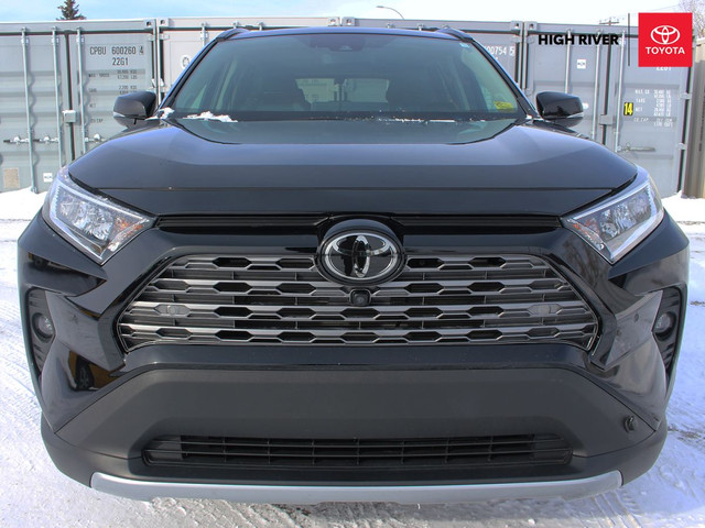 2020 Toyota RAV4 Limited AWD for sale dans Autos et camions  à Calgary - Image 2