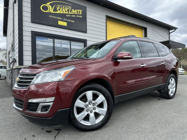 2016 Chevrolet Traverse LT * 8 PASSAGERS in Cars & Trucks in Sherbrooke