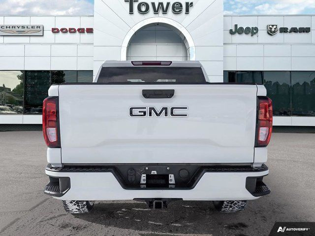 2023 GMC Sierra 1500 Pro | 5.3L V8 | Graphite Edition dans Autos et camions  à Calgary - Image 2