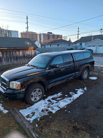 2005 Dodge Dakota SLT