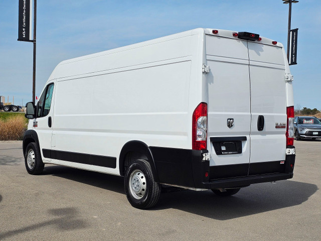 2021 Ram ProMaster Cargo Van 3500 High Roof, Double Passenger Se in Cars & Trucks in St. Catharines - Image 2