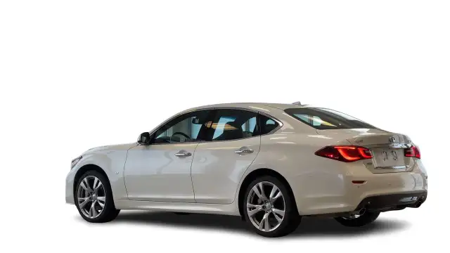 2019 Infiniti Q70 3.7 AWD Sport Fresh Trade! Local Unit! Rare Un in Cars & Trucks in Regina - Image 11