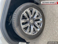 Engine: Diesel Turbo 6cyl 3.0L L/100Km City: 11.1 L/100Km Hwy: 10.2 Safety Equipment Airbags, Dual-s... (image 8)