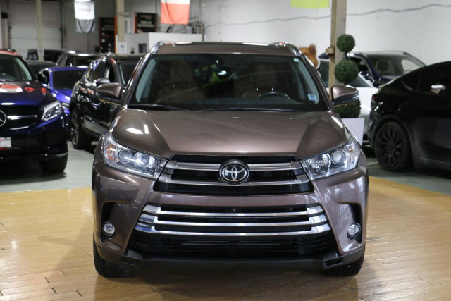 2019 Toyota Highlander LIMITED AWD - LEATHER|PANO|NAVI|BLINDSPOT in Cars & Trucks in City of Toronto - Image 2