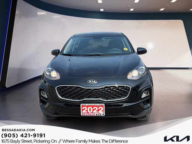 2022 Kia Sportage in Cars & Trucks in Oshawa / Durham Region - Image 2