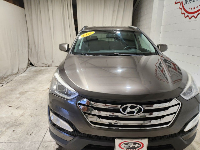2014 Hyundai Santa Fe Sport in Cars & Trucks in Windsor Region