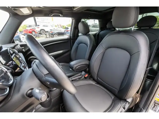 2018 MINI Cooper Hardtop COOPER | HEATED SEATS | SUNROOF | CLEAN in Cars & Trucks in Winnipeg - Image 8