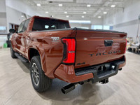 Unveil a new era of adventure with the rugged majesty of the 2025 Toyota Tacoma. Flaunting a sophist... (image 5)