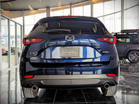 Comes equipped with: Power Mirrors, Halogen Headlamps, Courtesy lights, LED Headlights, LED Daytime... (image 5)