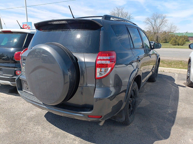 2010 Toyota RAV4 Sport in Cars & Trucks in Markham / York Region - Image 3