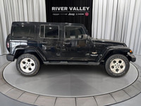 ALLOY WHEELS, SKID PLATES, TRAILER SWAY CONTROL, ILLUMINATED ENTRY, REMOTE KEYLESS ENTRY, TRACTION C... (image 1)