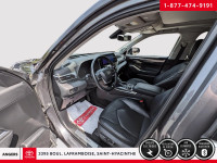 ********NOUVEL ARRIVAGE, PLUSIEURS PHOTOS À VENIR******** Découvrez le Toyota Highlander 2023 Platin... (image 9)