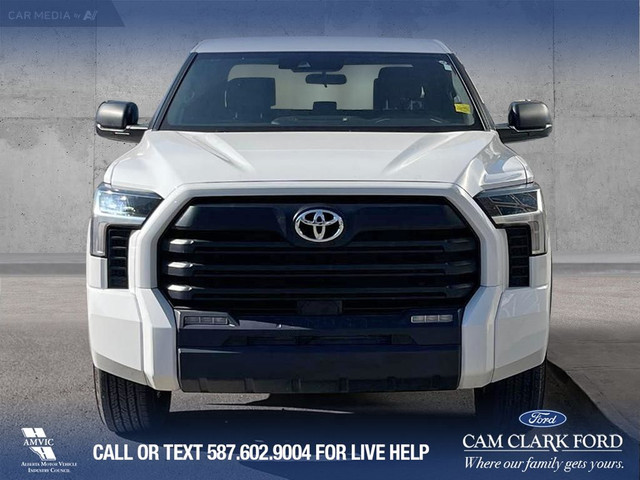 2025 Toyota Tundra SR NAVI* CARPLAY* COLLISION AVOIDANCE SYSTEM in Cars & Trucks in Banff / Canmore - Image 2