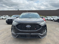 Decouvrez le parfait equilibre entre performance sportive et confort haut de gamme avec ce Ford Edge... (image 1)