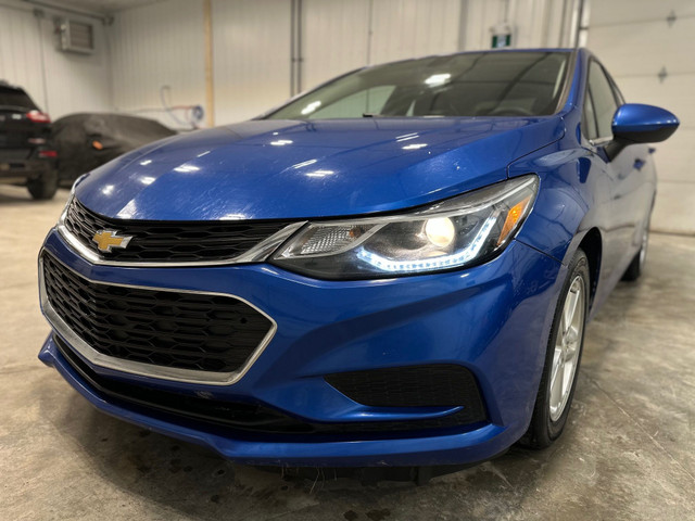 2017 Chevrolet Cruze LT *ACCIDENT FREE* *SAFETIED* *COMMAND STAR in Cars & Trucks in Winnipeg - Image 4