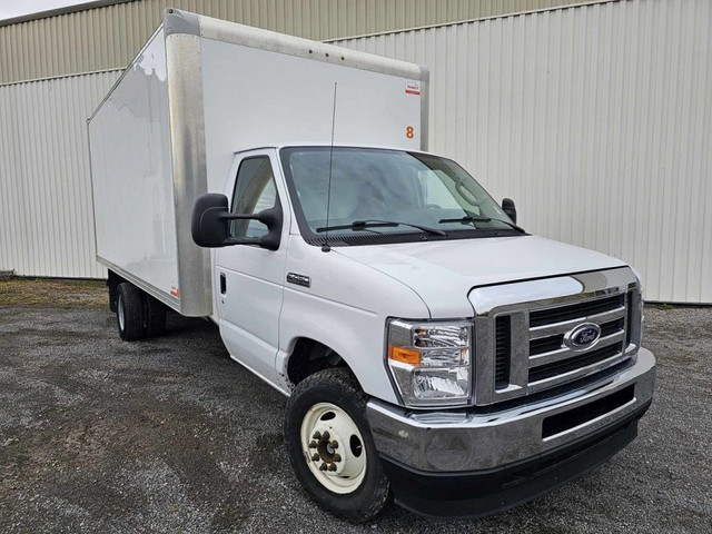 2022 Ford E-450 E450 CUTAWAY CAMION CUBE **CREDIT BAIL LOCATION* in Cars & Trucks in Longueuil / South Shore - Image 4
