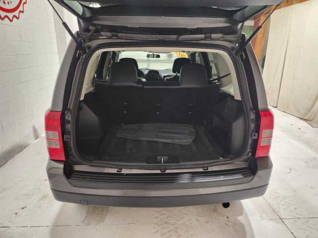 2015 Jeep Patriot in Cars & Trucks in Windsor Region - Image 4