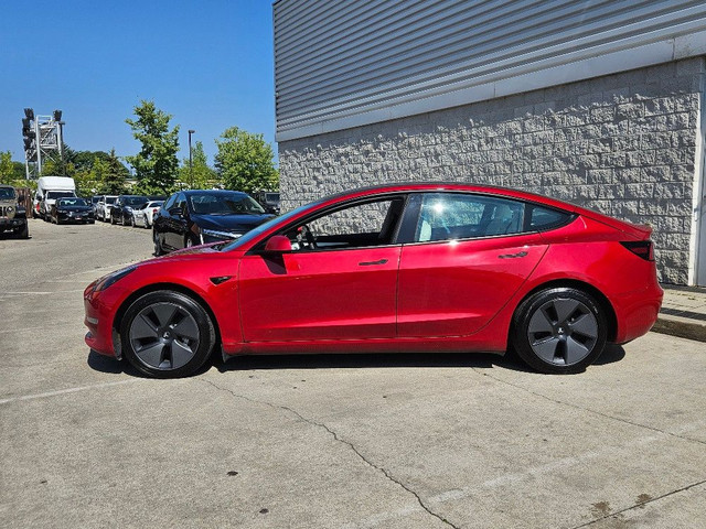 2021 TESLA MODEL 3 LONG RAGE AWD DUAL MOTOR-WHITE INTERIOR in Cars & Trucks in City of Toronto - Image 2
