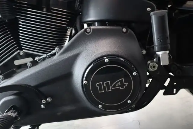 2023 Harley-Davidson Softail FXBBS - Street Bob 114 in Street, Cruisers & Choppers in Strathcona County - Image 9