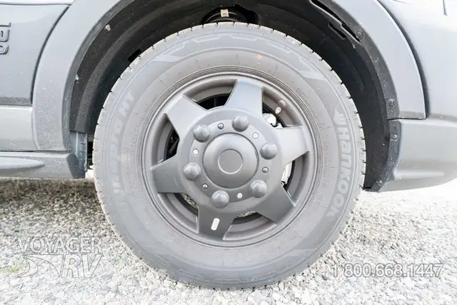 2025 Winnebago Ekko 22A AWD POP-TOP in RVs & Motorhomes in Kelowna - Image 58