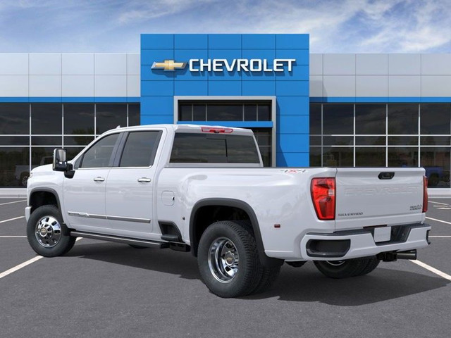 2025 Chevrolet Silverado 3500HD in Cars & Trucks in Guelph - Image 3
