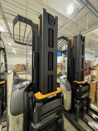 2015 CROWN RM6024-45 (Narrow Aisle Reach Forklift) .