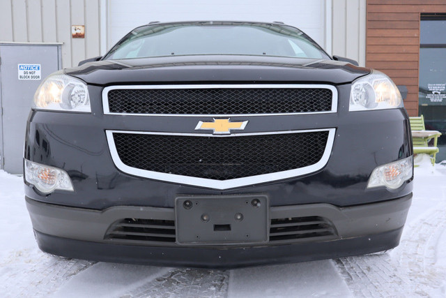 2012 Chevrolet Traverse LT in Cars & Trucks in Saskatoon - Image 2